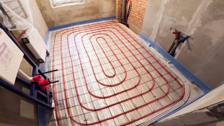 Installation of underfloor heating