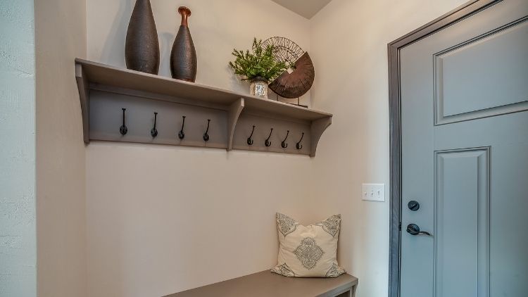 Nice and cozy entry way