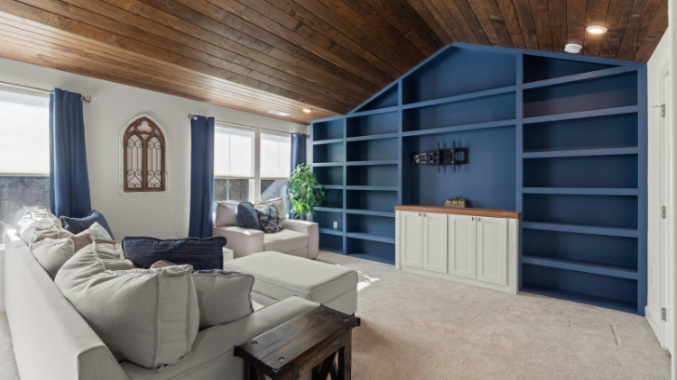 Create a Hybrid of Display and Concealment