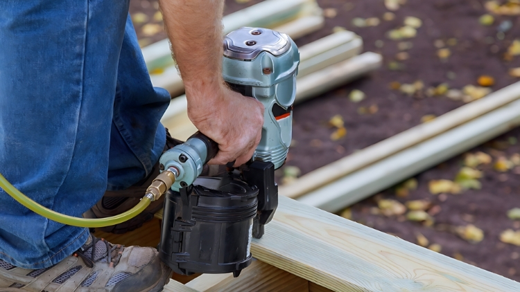 Best Time to Stain a Deck