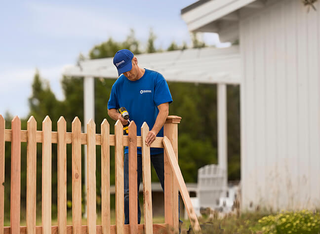 fence company near me