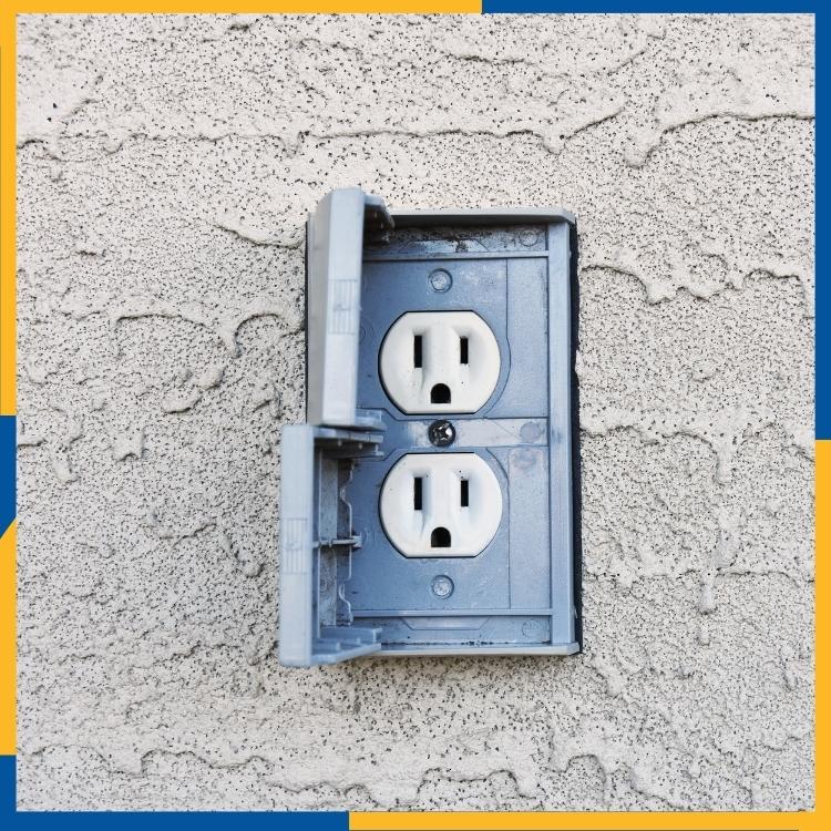 https://handymanconnection.com/regina/wp-content/uploads/sites/43/2022/08/Regina-Electrical-Services-Staying-Safe-With-Outdoor-Outlets.jpg