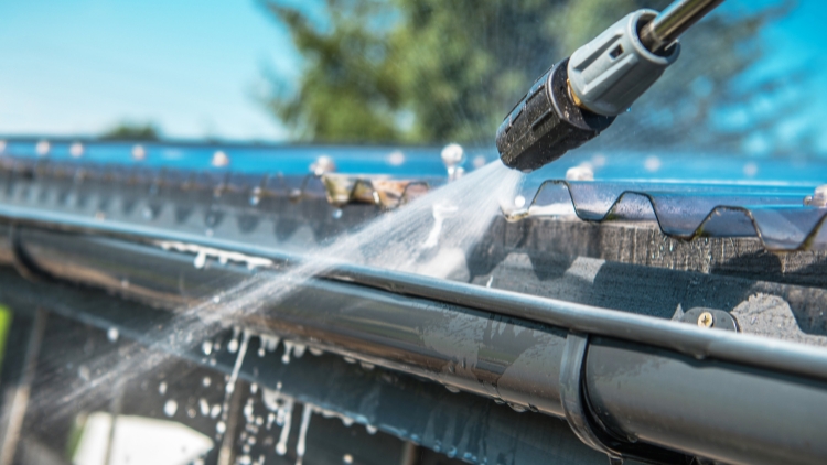 Fall Gutter Cleaning: The Most Critical Season