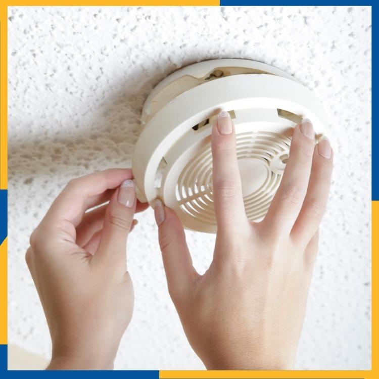 Why hire electrician to install smoke detector