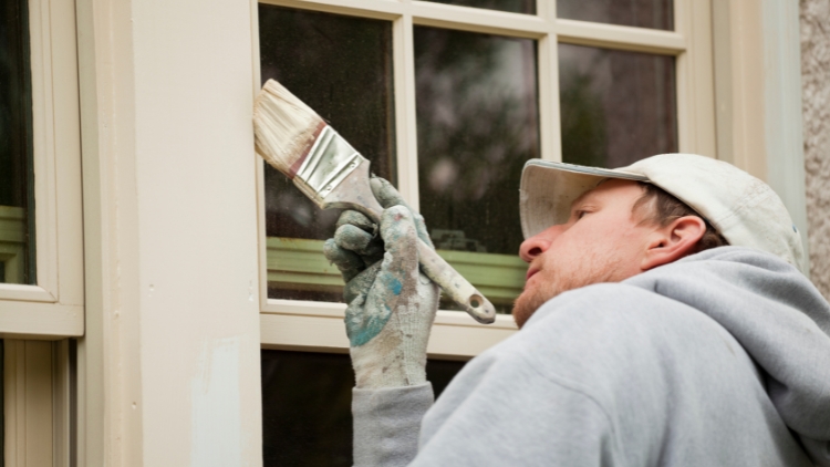 How to Maintain Your Home’s Exterior for Year-Round Appeal