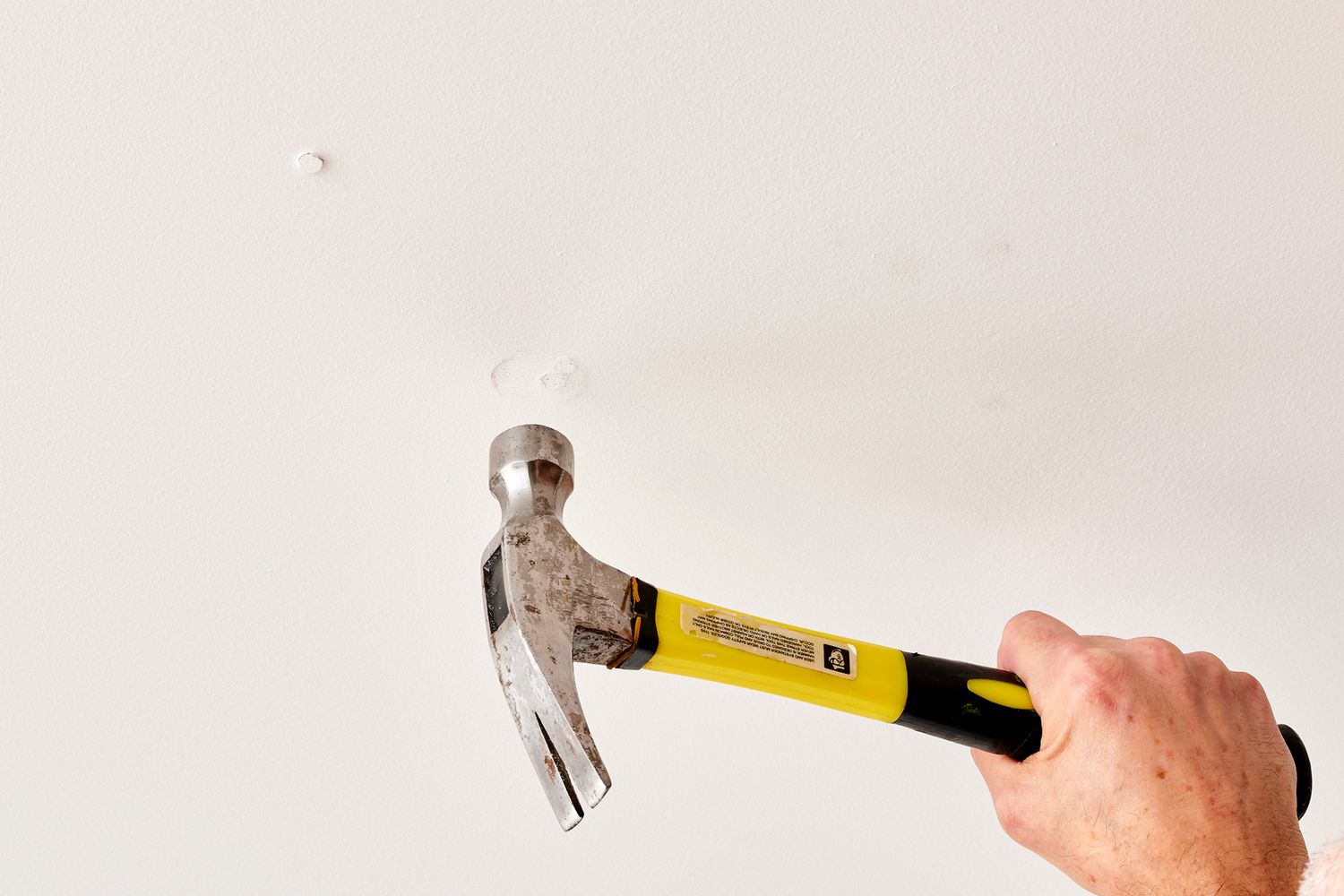 https://handymanconnection.com/vaughan/wp-content/uploads/sites/51/2022/12/steps-for-repairing-drywall-nail-pops-1822835-hero-8459824ce4164a55b5608dd84a7e563a.jpg