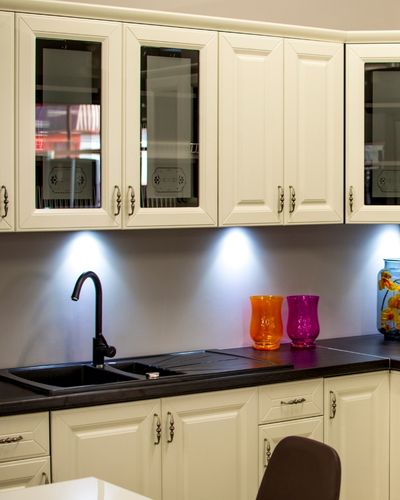 Under-cabinet lighting
