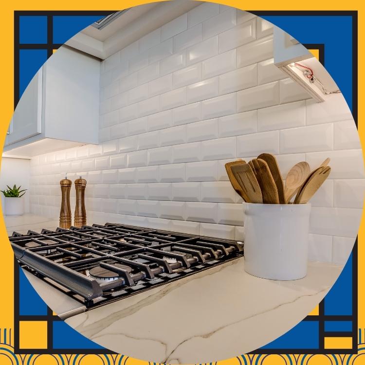 https://handymanconnection.com/victoria/wp-content/uploads/sites/52/2022/01/Victoria-Remodelling-Services-4-Backsplash-Design-Options.jpg