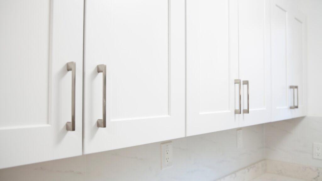 Types of Cabinet Hardware to Consider