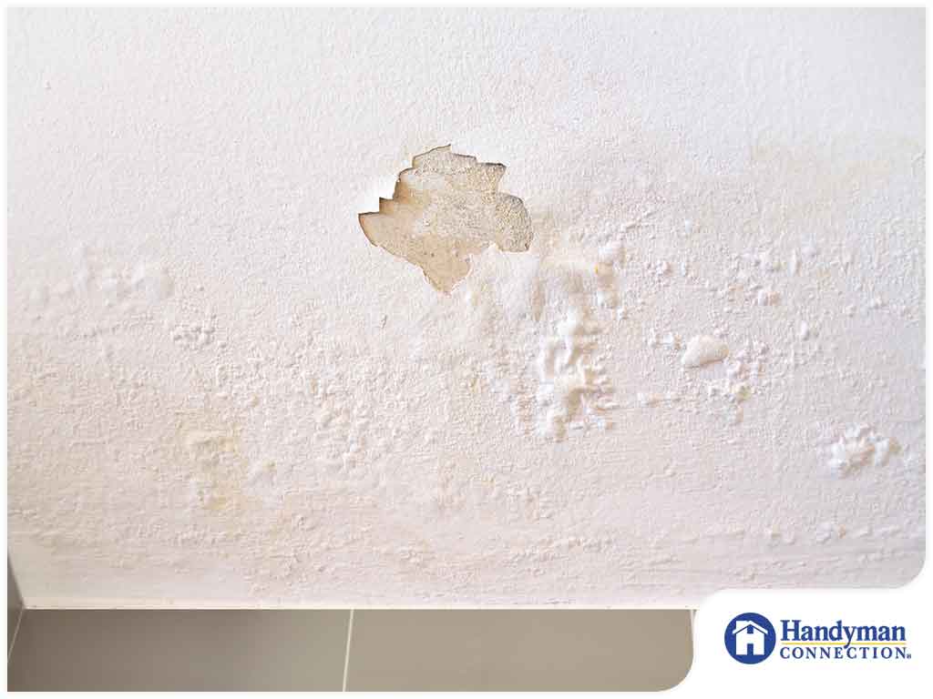 How to Remove Water Stains on Plaster and Drywall